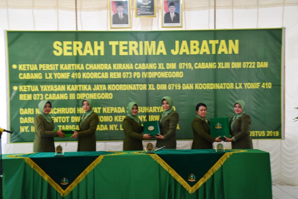 Ketua Persit Koorcab Korem 073 Pimpin Serah Terima Jabatan 3 Ketua Cabang
